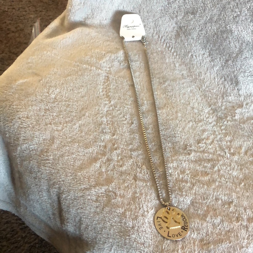 Necklace - Picture 2 of 3